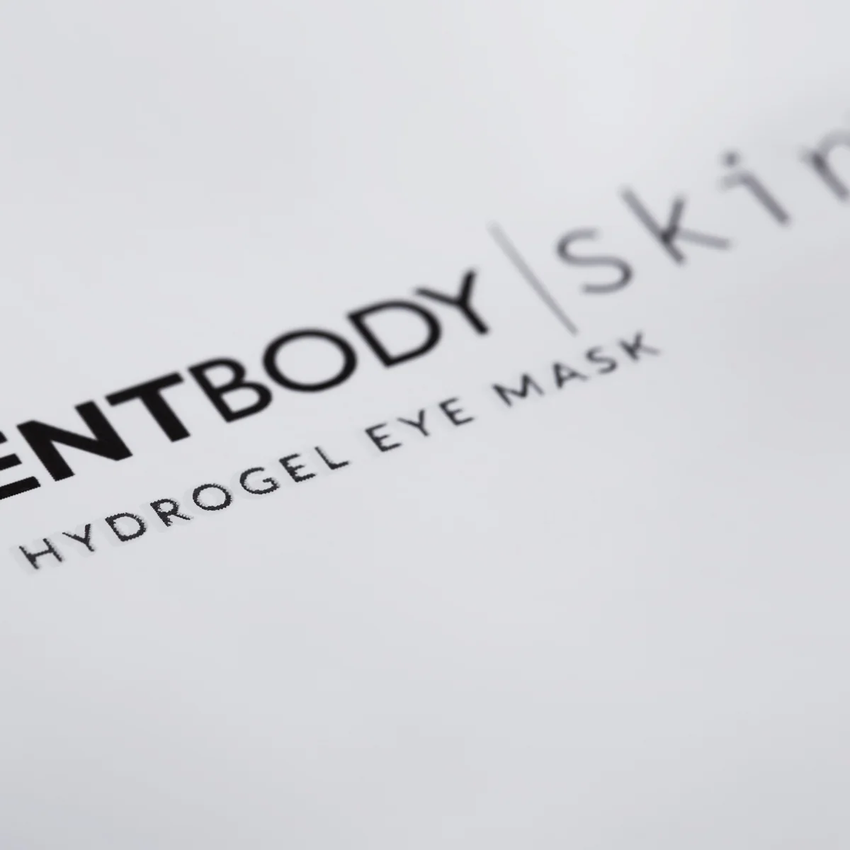 FREE CurrentBody Skin Hydrogel Augenmaske (x10) - Image 3